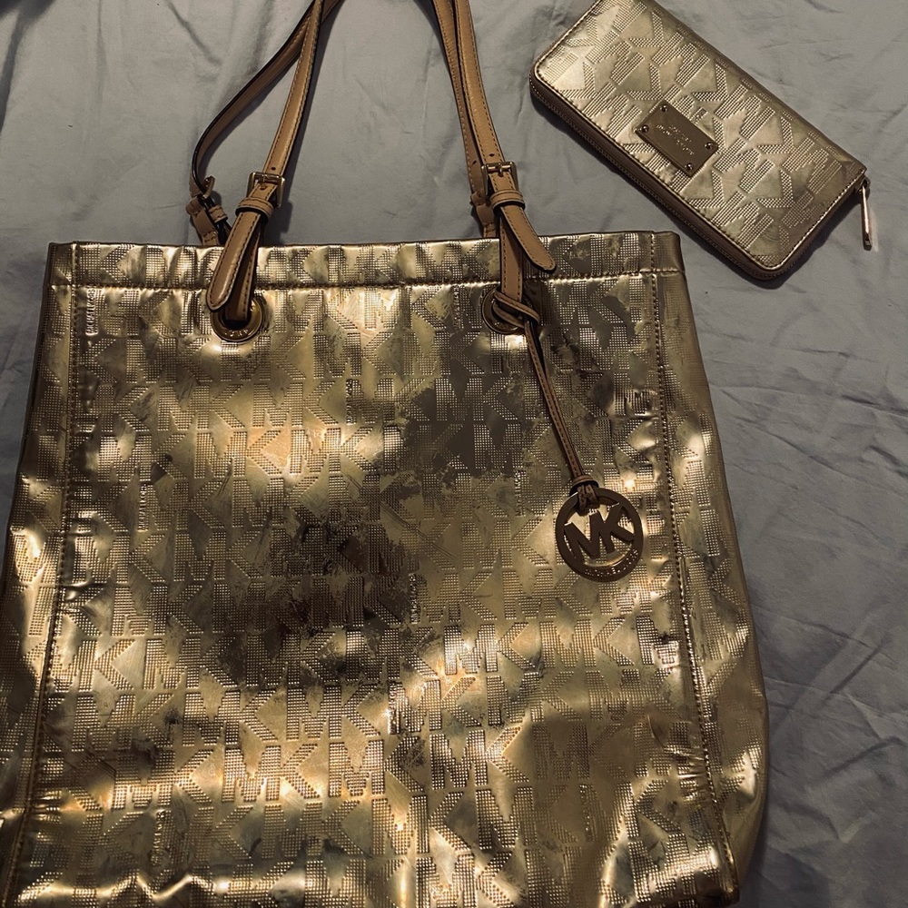 MK purse